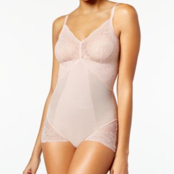 Spanx Spotlight on Lace Bodysuit Nude Compression Wireless Adjustable Sexy